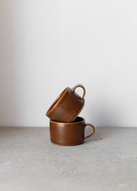 Image 2 of Short mug in Russet