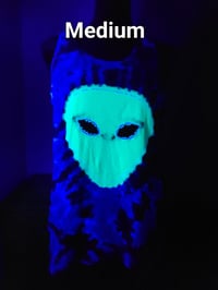 Image 2 of Glowing Alien