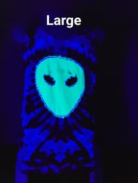 Image 6 of Glowing Alien