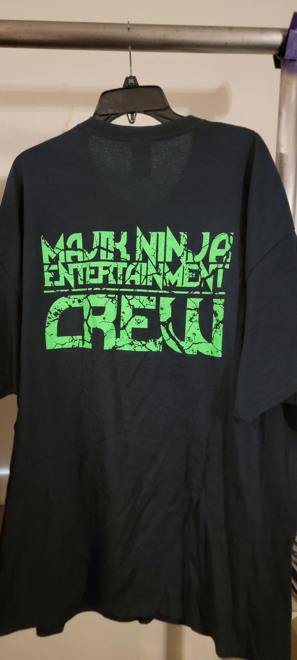 MNE Crew shirt 3xl
