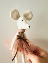 Image 3 of Mouse - Ms Pink