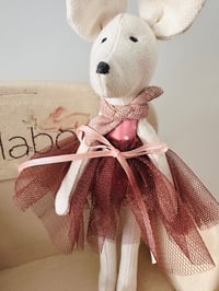 Image 3 of Mouse - Ms Brown