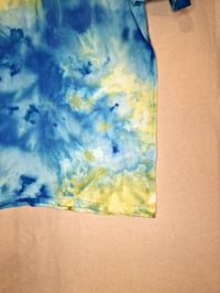 Image 3 of Ice dye T-shirt Caribbean