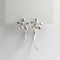 Image 1 of Phalaenopsis taenialis earring (made to order)