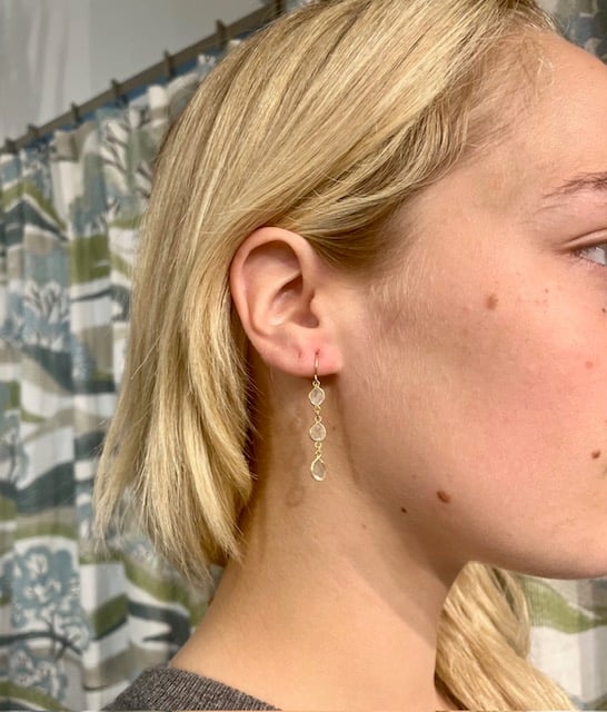 18 kt and Sliced Diamond Earrings - Image 1 of 2