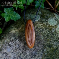 Image 5 of Simple Blackthorn Pendant (PE1906)