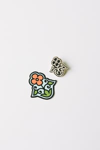 Image 1 of Flower pin 