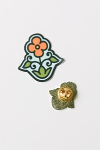 Image 2 of Flower pin 