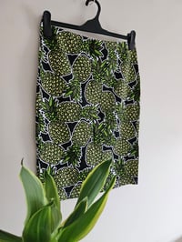 Image 4 of Pre loved H&M pineapple print wiggle pencil skirt 