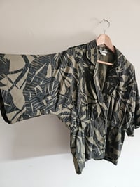 Image 1 of Vintage khaki green camo contrast leaf print batwing shirt jacket 