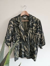 Image 3 of Vintage khaki green camo contrast leaf print batwing shirt jacket 