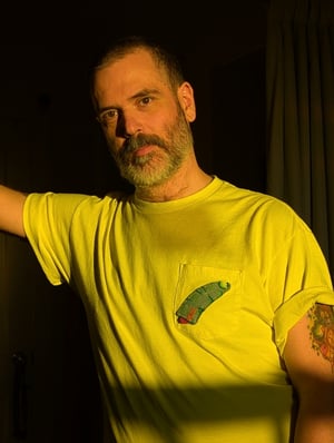 Image of Sunny Grip shirt with quilted back and chest details size XL