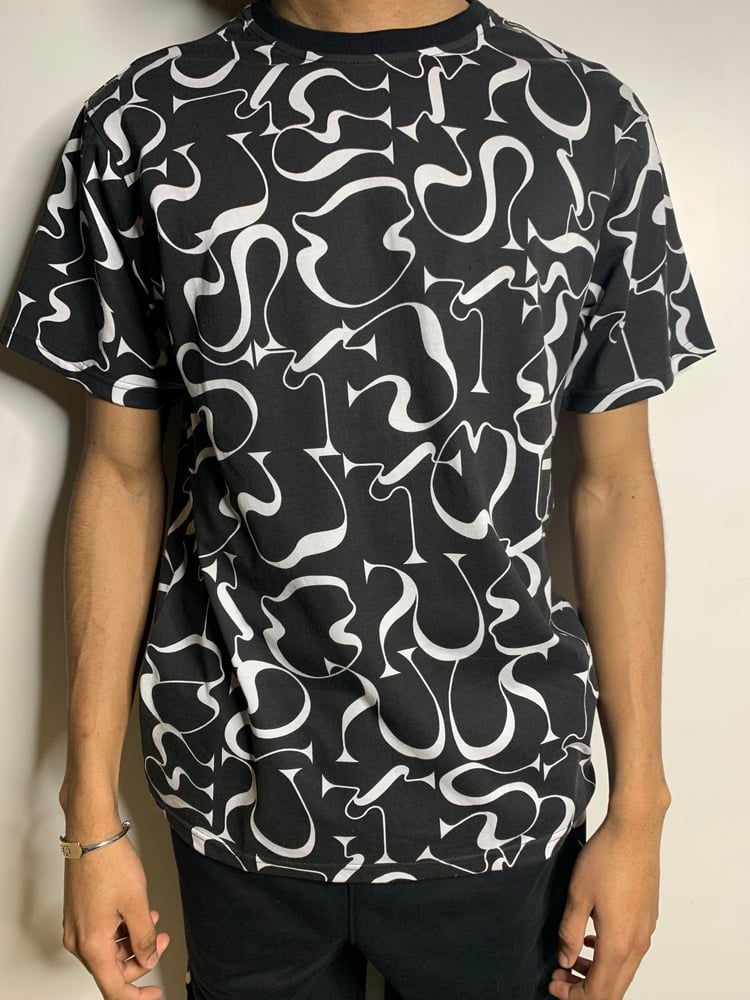 Image of T shirt Wave Black and White 