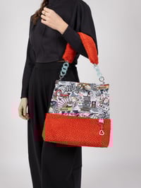 Image 2 of Tote Manga melocotón 