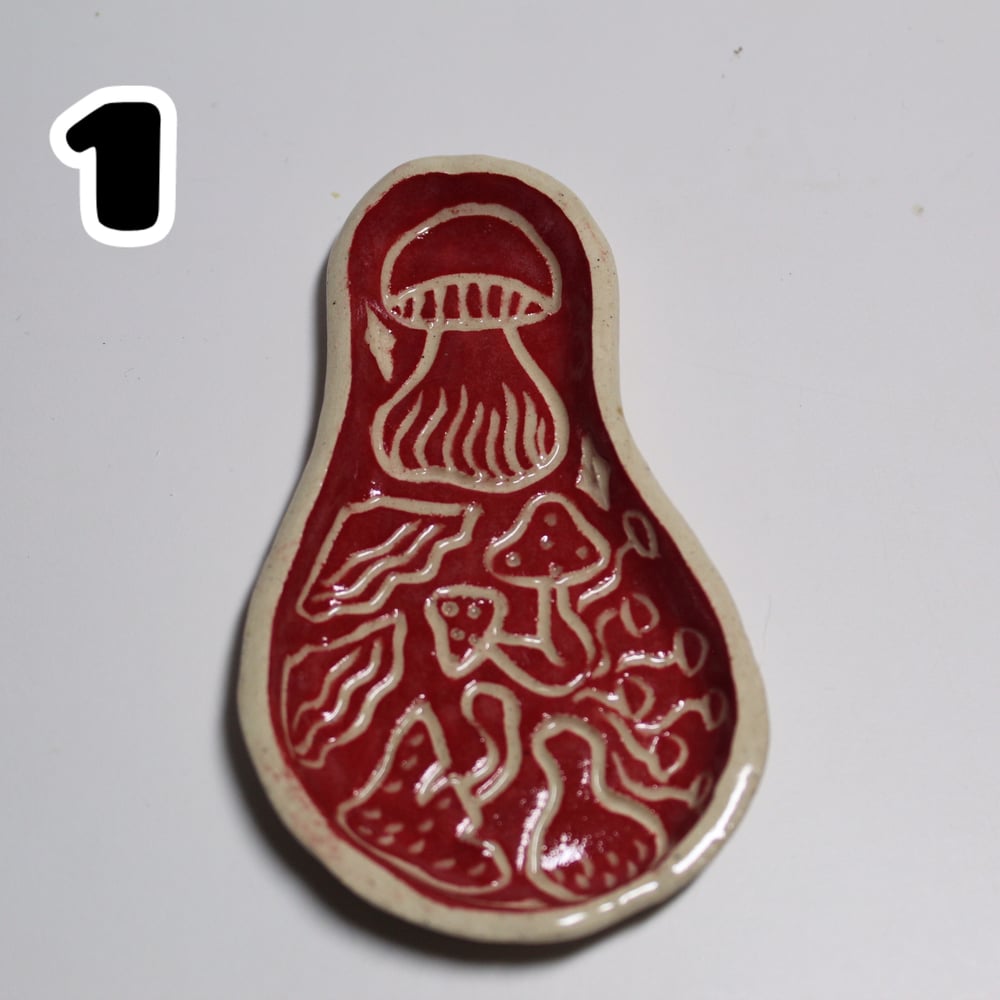Image of red tray