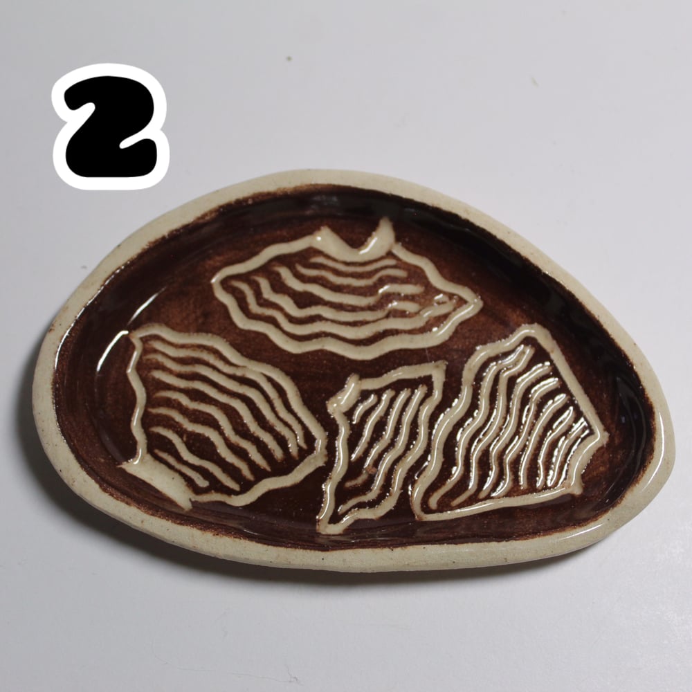 Image of brown tray
