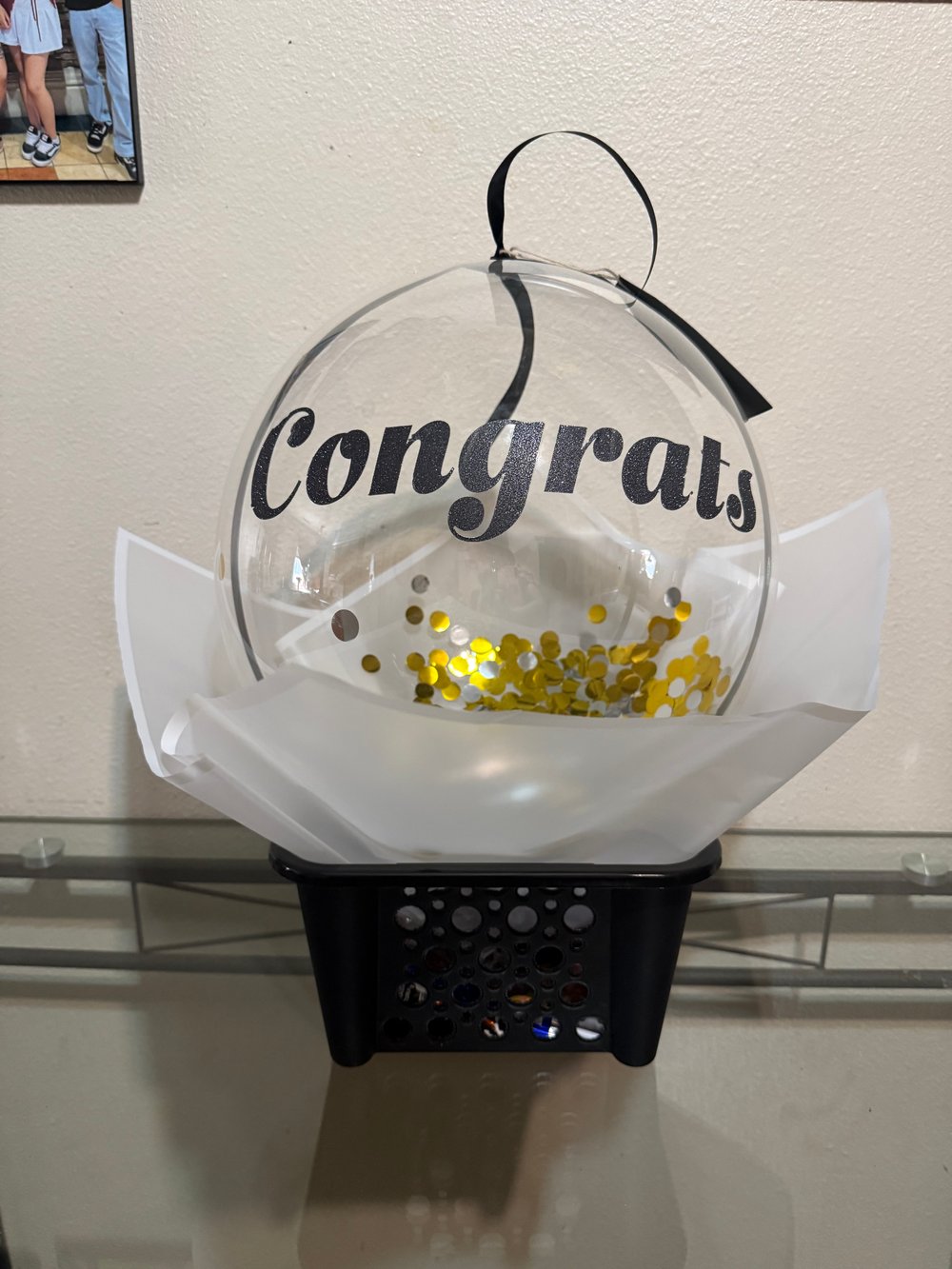 Image of Basket Balloon Money