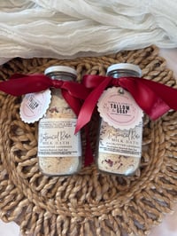 Image 1 of Relaxing Botanical Milk Bath