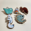 Pin's bois -Graine d'arc en ciel-