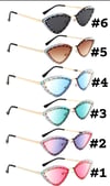 RHINESTONE CHIC CAT EYE SUNGLASSES 