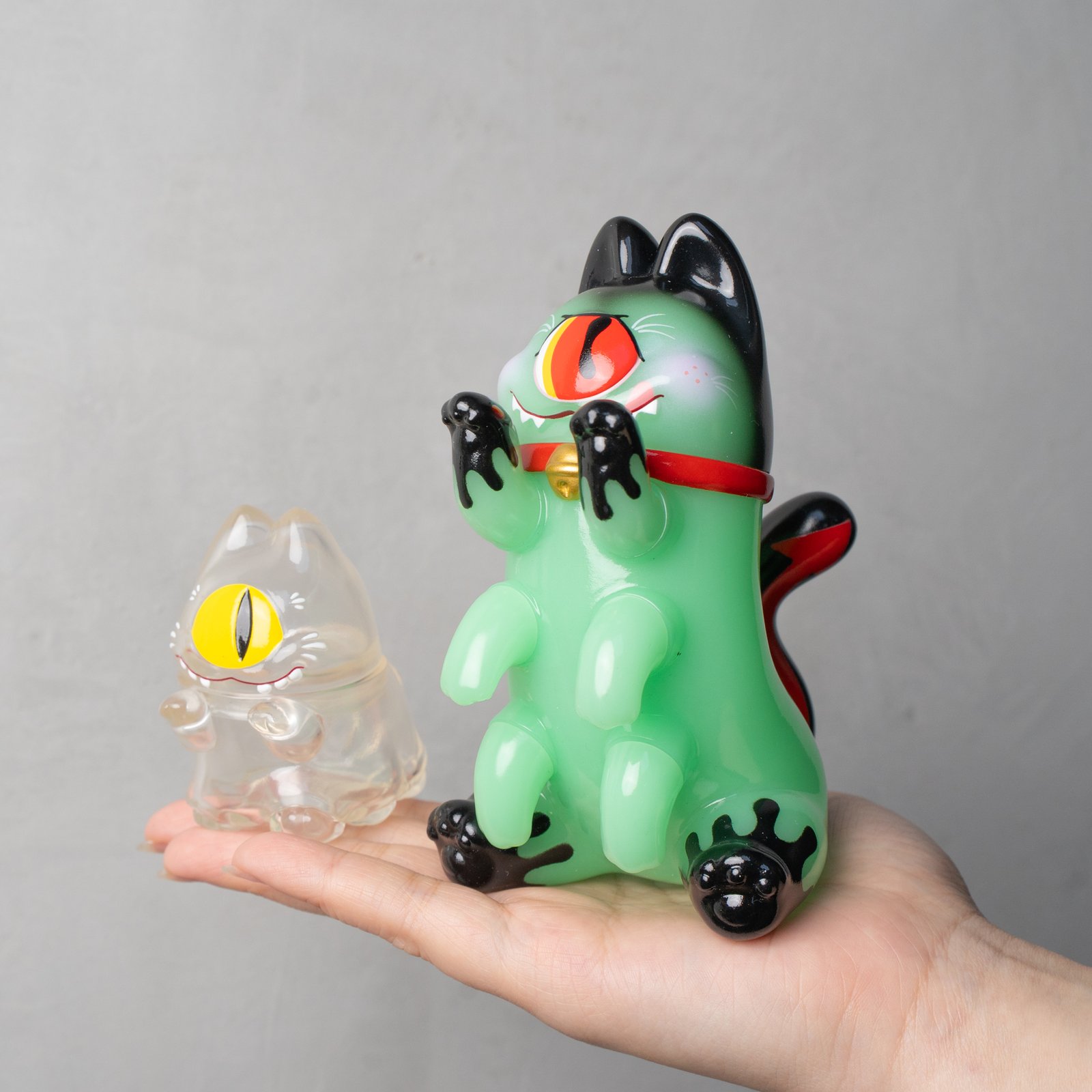 DRACULA KIITI ABAO unboxフィギュア 2体セット　蓄光 DRACULA KIITI ABAO unboxフィギュア 2体セット 蓄光 Dracula