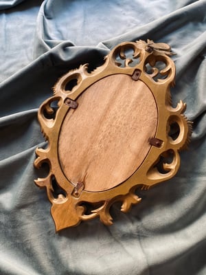 Image of Miroir baroque en résine, milieu XXème siècle