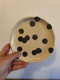 Image 3 of Plato pequeño puntos