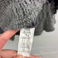 Image 4 of zone bleue knit top