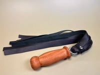 Image 5 of Cherrywood Chub stingy flogger