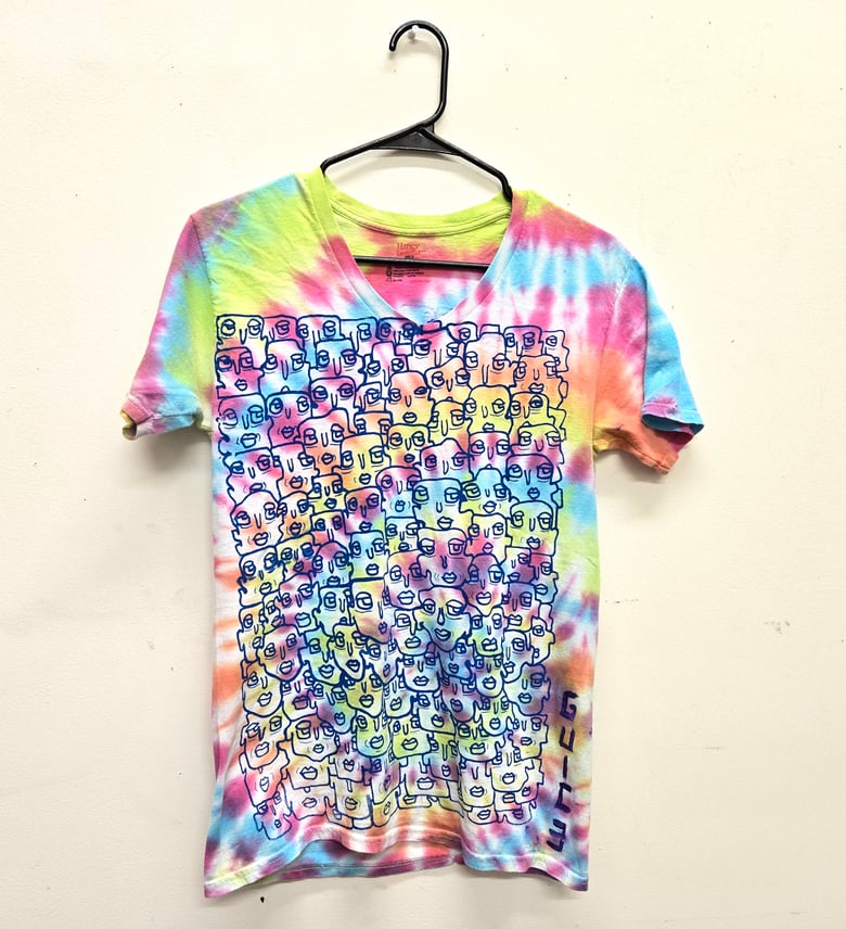 Image of Size Small Faces Tye Dye Shirt 1 of 1
