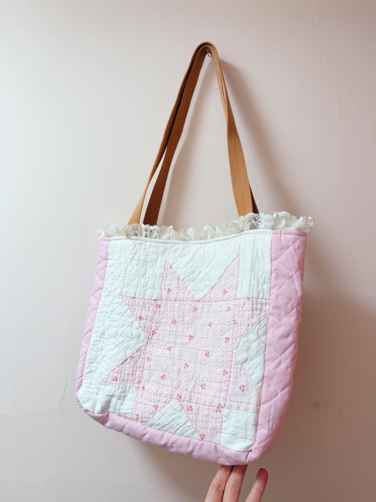 Image of Quilt Tote Bag — Baby Pink Sawtooth