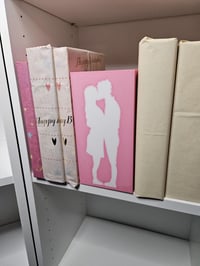 Image 1 of Romance Book Nook – Tea Light Bookshelf Box
