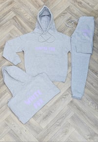 Image 3 of Womens whitecat 