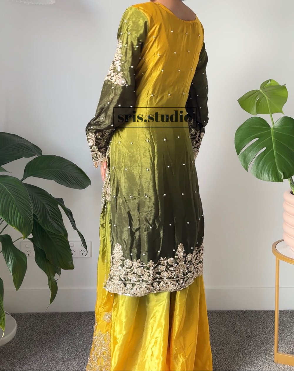 Image of Forest green and golden three piece set