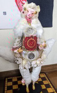 Image 2 of 二尾の狐　Two Tailed Fox