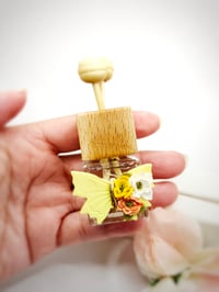 Image 4 of Car essential oil diffuser