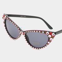 Image 5 of Vintage Cat Eye Sunglasses with Rhinestone Embellishments – Glamorous Retro Shades