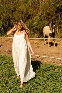 Image 1 of Vestido Cyndelle Beige