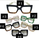 CHIC SQUARED CLEAR SUNGLASSES