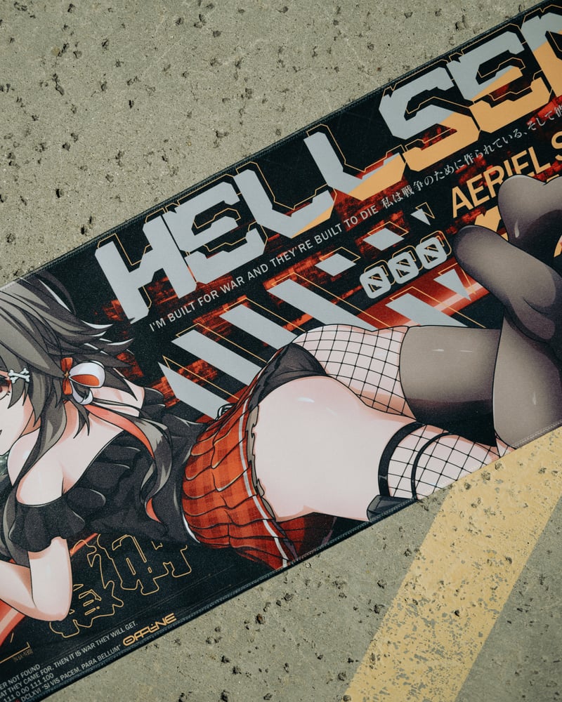 Image of Suki Supremacy XL Mouse Pad