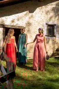 Image 8 of Vestido Verde Satén