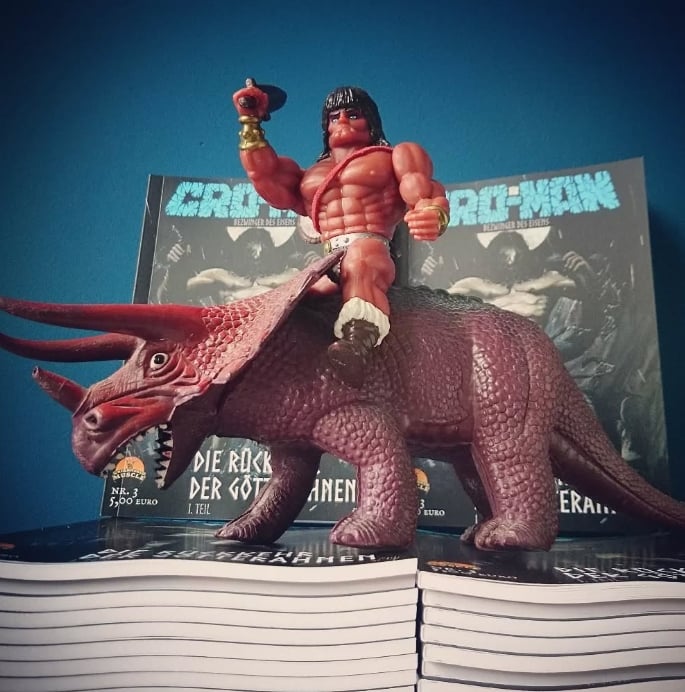 Image of CRO-MAN: BdE Pulp-Novelle Nr. 3 - DIE RÜCKKEHR DER GÖTTERAHNEN, TEIL I