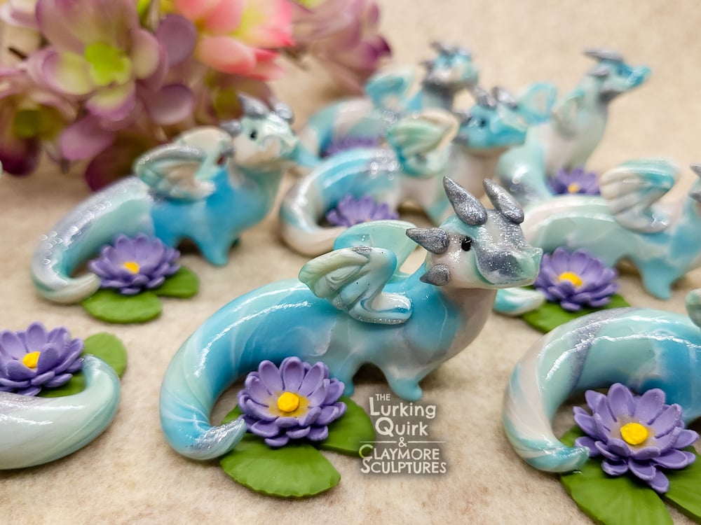 Small Marbled Water Lily Dragon