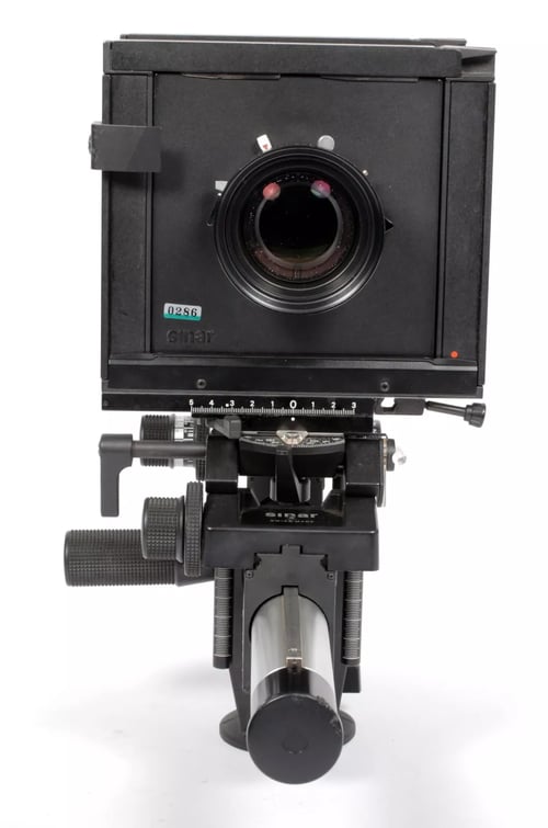 Image of Sinar F2 4X5 Camera with Schneider 210mm F5.6 MC lens + holders + film #0286
