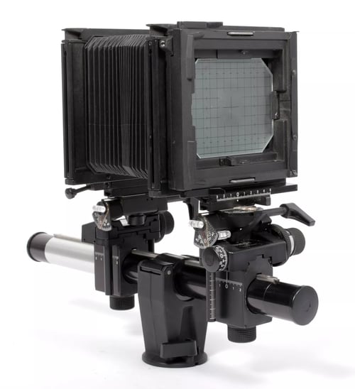 Image of Sinar F2 4X5 Camera with Schneider 210mm F5.6 MC lens + holders + film #0286