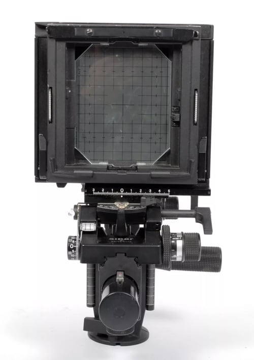 Image of Sinar F2 4X5 Camera with Schneider 210mm F5.6 MC lens + holders + film #0286