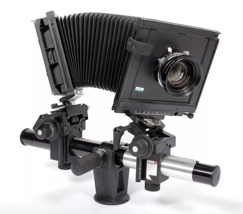 Image of Sinar F2 4X5 Camera with Schneider 210mm F5.6 MC lens + holders + film #0286
