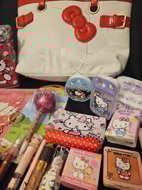 Image 2 of Hello Kitty Red&White Bundle 