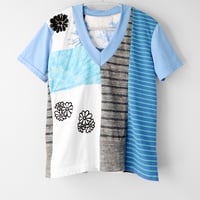 Image 3 of blues petals courtneycourtney adult size m/l medium large vneck short sleeve tee tshirt top