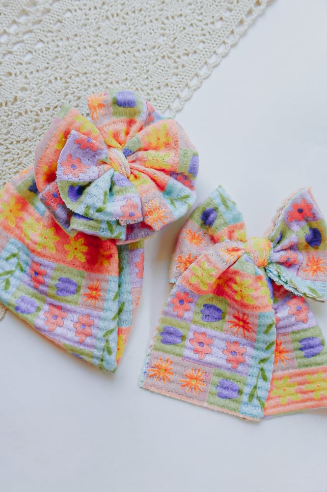 Image of GRANNYS FLORAL PATCHWORK